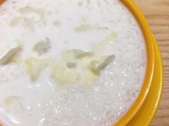 雪燕牛奶木耳-东记甜品(佛山总店)