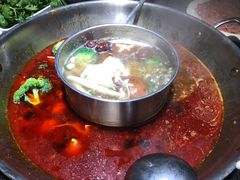 -重庆小天鹅火锅(中商广场店)