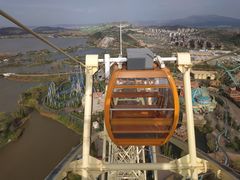 -七彩云南欢乐世界