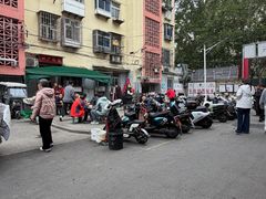 -四厂烩面(棉纺路店)