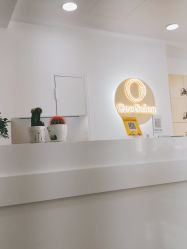 -Coo Hair salon