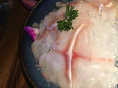 -老牌坊云南鱼豆花火锅(嵩山店)