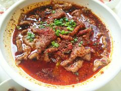水煮牛肉-尘香•传统川菜(创汇首座店)
