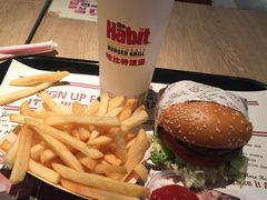 -The Habit Burger Grill 哈比特汉堡(复兴soho店)