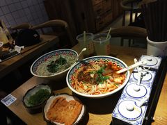 十年经典牛肉粉-鑫花溪牛肉米粉(人民广场店)