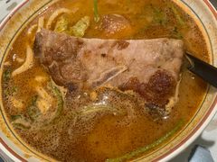 冬阴功猪扒乌冬-华嫂冰室(湾仔店)