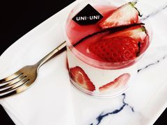 -UNI UNI(环亚凯瑟琳店)