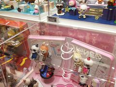 -泡泡玛特POPMART(上海环球港店)