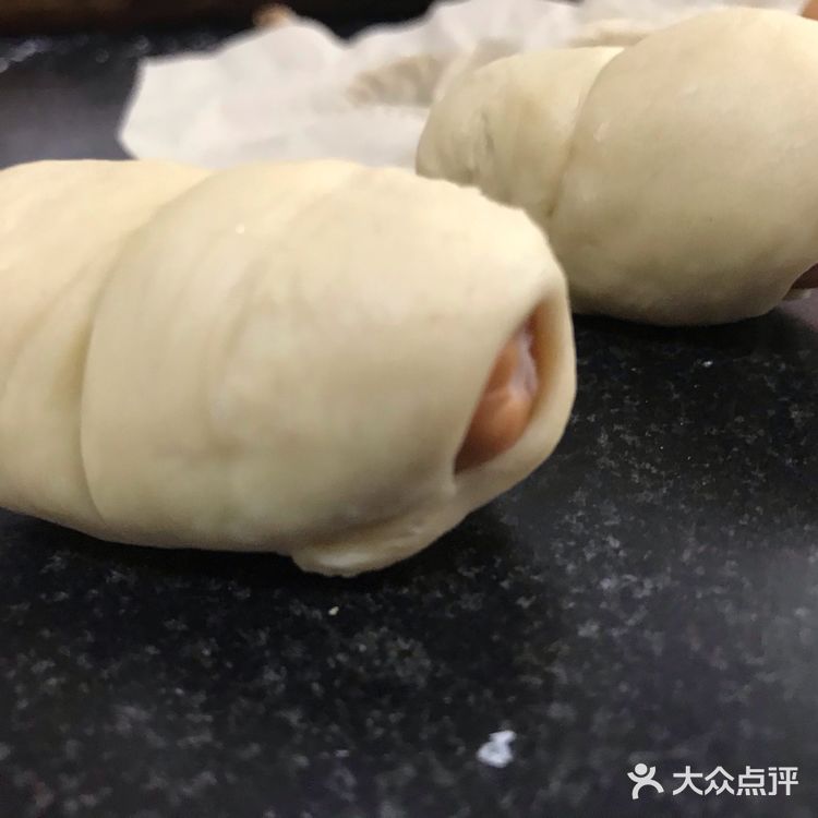 宝宝超喜欢的手工制作迷你红糖香肠包