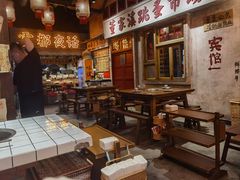 -旧街市鲜货老火锅(大光路店)