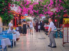 -Seraser Fine Dining Restaurant
