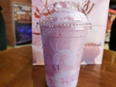 -瑞幸咖啡(凯德埃德蒙顿路店)