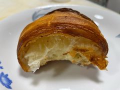 -VERIE BAKEHOUSE
