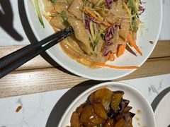 -关东小磨东北菜(漕河泾印象城店)