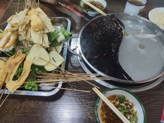 -三番火辣串串香(总店)