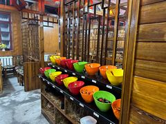 -果松木炭酸菜铜火锅·外婆参鸡汤