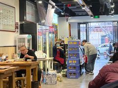 大堂-老白家面馆(测绘东路总店)