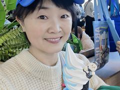 -抱抱地球咖啡馆(国家海洋博物馆店)