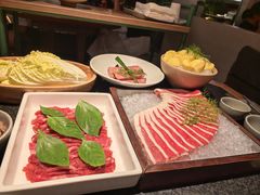 -三出山火锅(南京万象天地店)