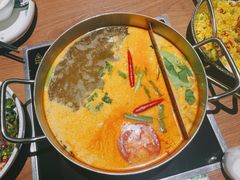 泰式冬阴功锅底-樾餐厅泰式海鲜火锅(民歌湖店)