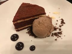 -WOLFGANG PUCK KITCHEN & BAR(迪士尼小镇店)