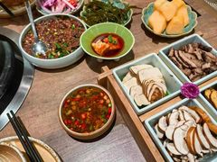 -蘑界·野生菌火锅(深业上城店)