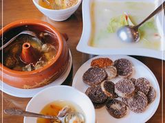 -88号小吃店·经典云南菜·地道纳西美食