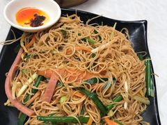 -御满江海鲜酒家(洛溪新城店)