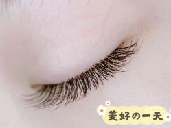 -初心纹眉洗眉·美睫专业店