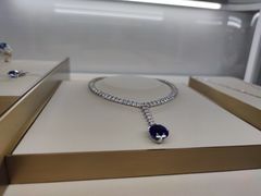 -艺仓美术馆