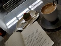 -UNI UNI(环亚凯瑟琳店)