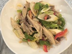 -汗腾格里·风味餐厅(新疆驻京办店)