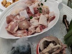 -洪氏嗨捞·猪肚鸡火锅(阳光天地店)
