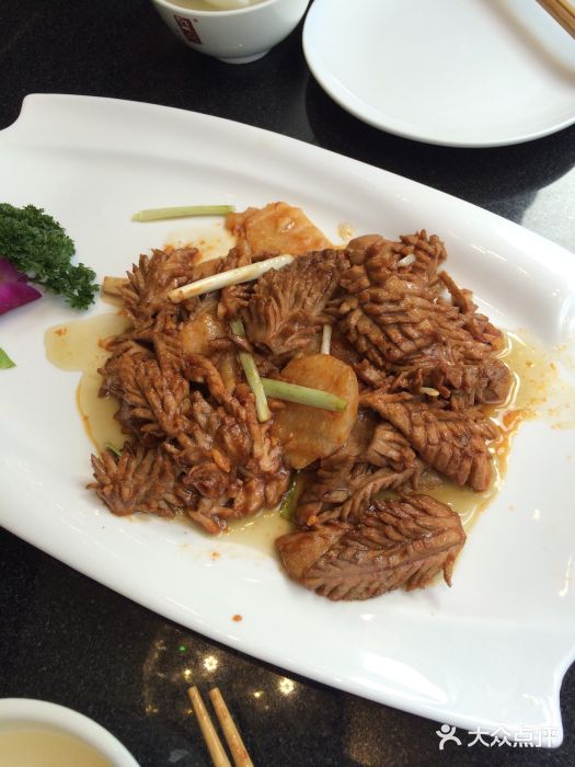 闫府私房菜·百年鲁菜(恒隆店)图片