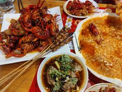 -李双猪·小龙虾·烧烤·羊肉煲(乐山店)