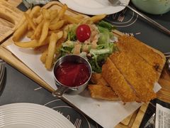 -刀叉遇上筷子中西融合餐厅(南开店)