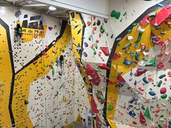 -问山MountQuest攀岩馆