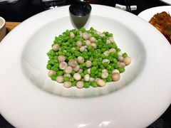 鸡头米甜豆-RIVIERA 松鹤楼(外滩店)