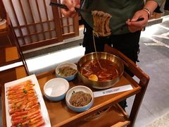 -明洞阿姨·韩式酱蟹烤肉·创意料理(三元桥店)