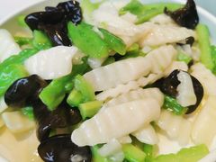 -关里关外·鱼头泡饼(唐冶绿地汇店)