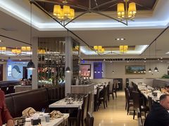 -腾阁自助餐厅(朝林广场店)