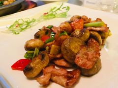 蘑菇炒肉-周三的情书花园餐厅(江北店)