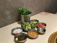 -蚂蚁洞·烤肉大营地(上海静安大悦城店)