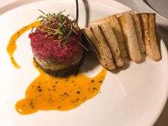 牛肉塔塔配牛油果黑橄榄酱-Solo(衡山路店)