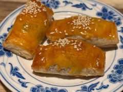 松脆蜜汁叉烧酥-广州花园酒店荔湾亭·地道点心·粤式饮茶