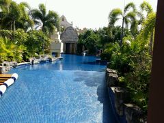 -三亚湾海居铂尔曼度假酒店