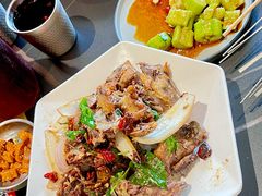 -许哥东北烧烤·铁丳烤串·宫后夹肉(繁花中心店)