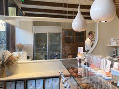 -VERIE BAKEHOUSE