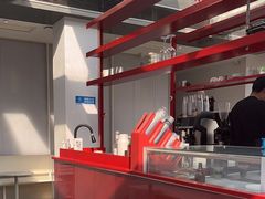 -UNI UNI(环亚凯瑟琳店)