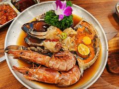 -明洞阿姨·韩式酱蟹烤肉·创意料理(方庄店)